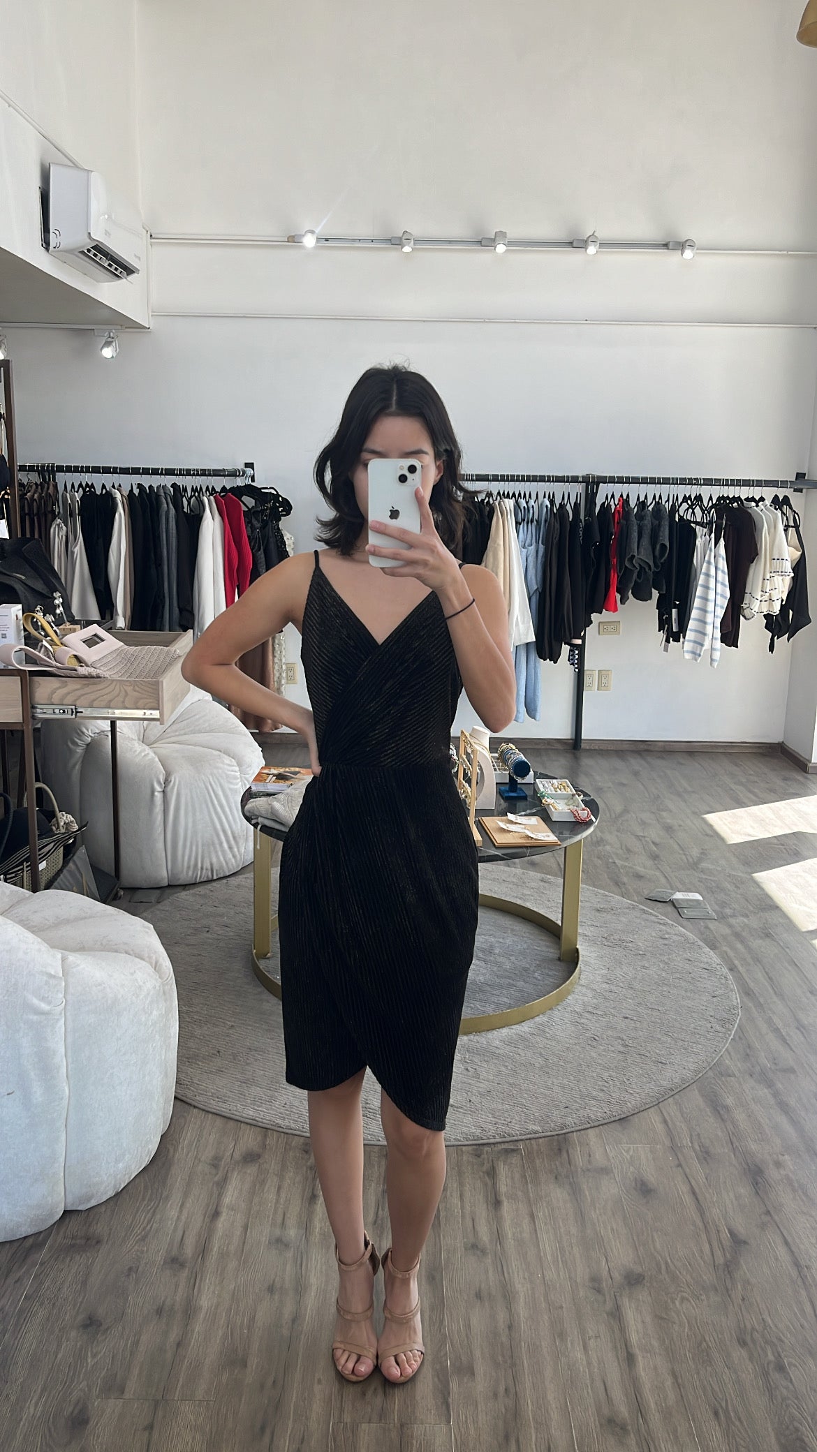 Vestido mini negro terciopelo