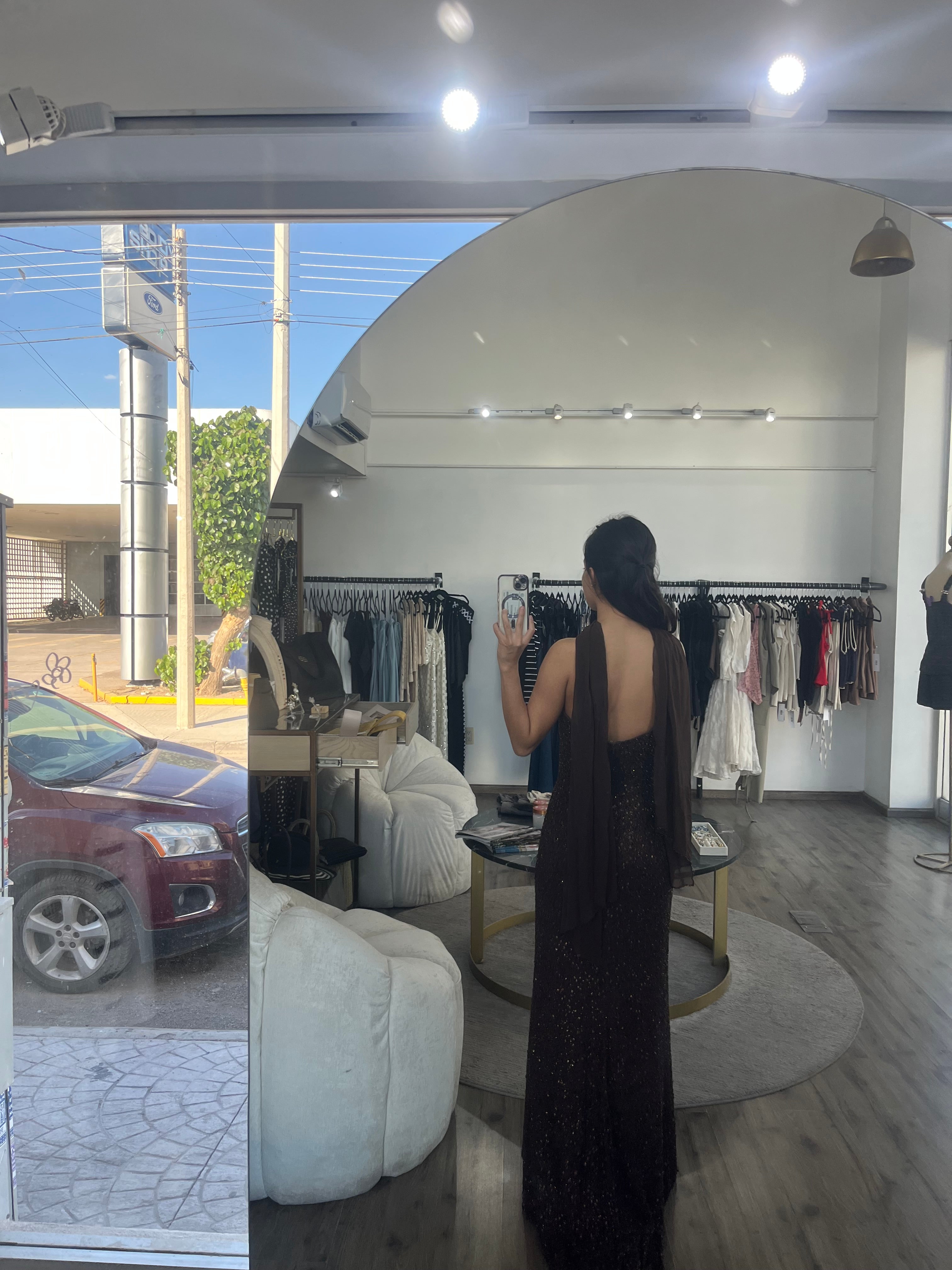 Vestido café strapples