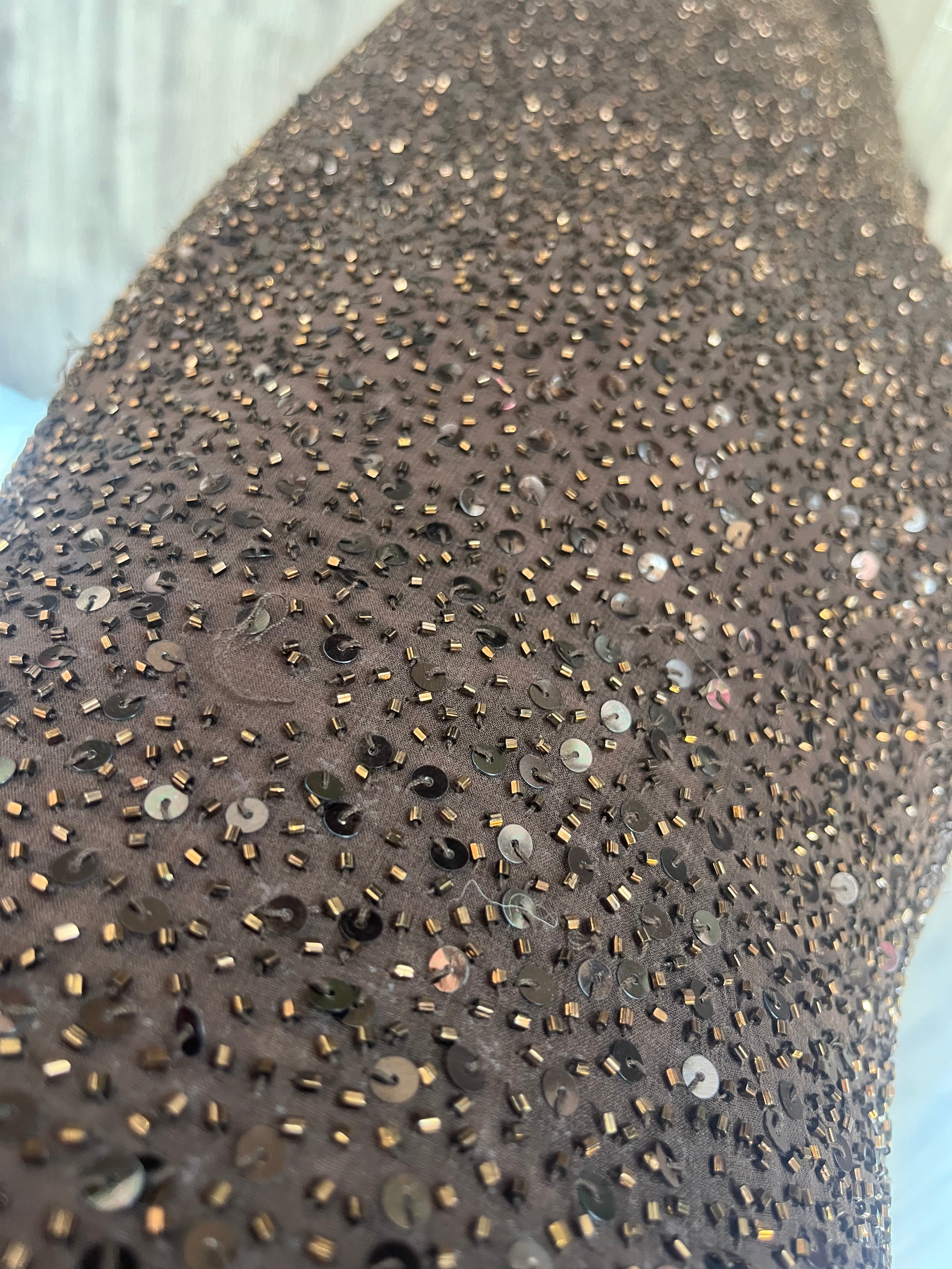 Vestido café strapples