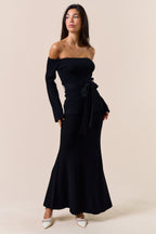Jacky off shoulder top